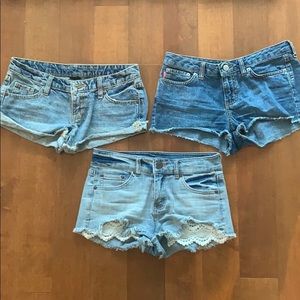Eunina, Mossimo, Bongo Jean shorts